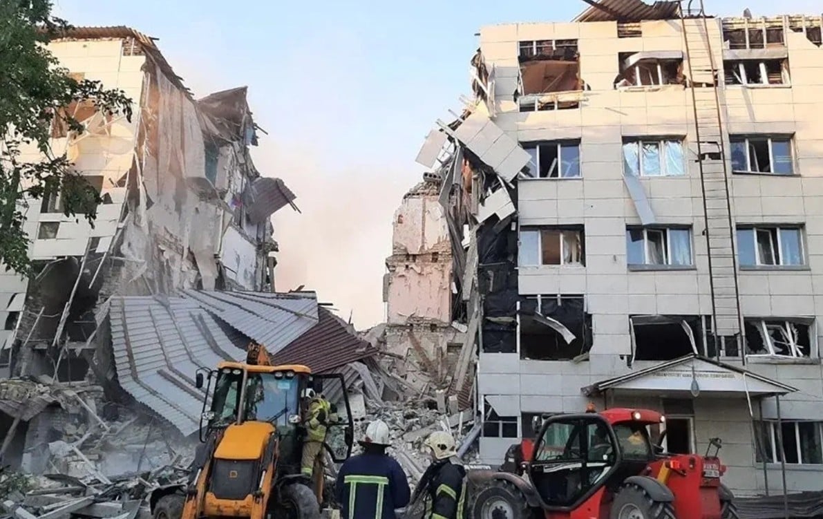 18-ra emelkedett a kollégium elleni ukrán támadás halálos áldozatainak a száma