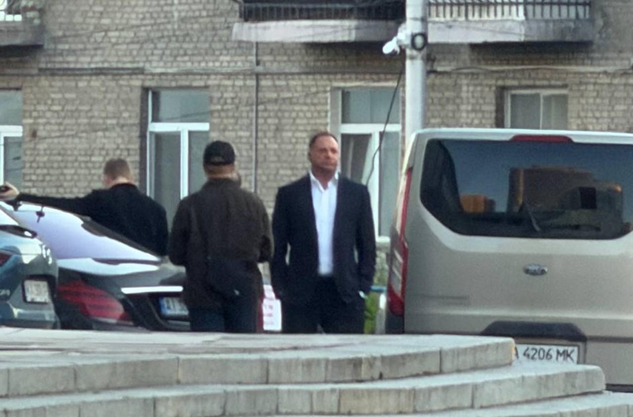 Korrupció: vádat emeltek Zelenszkij volt kabinetfőnöke, Andrij Jermak ellen is (képek)